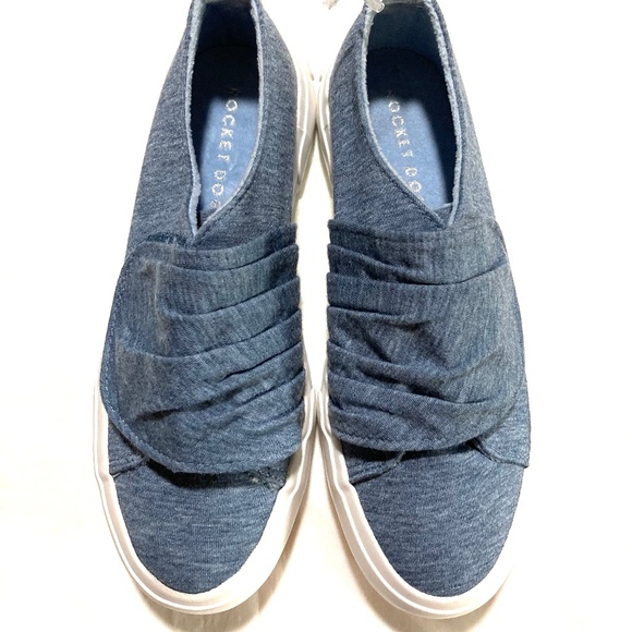 Rocket Dog Shoes New Rocket Dog Velcro Slipon Sneakers Poshmark